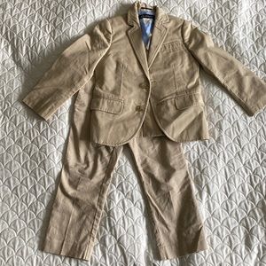 Boys size 3 Crewcuts suit